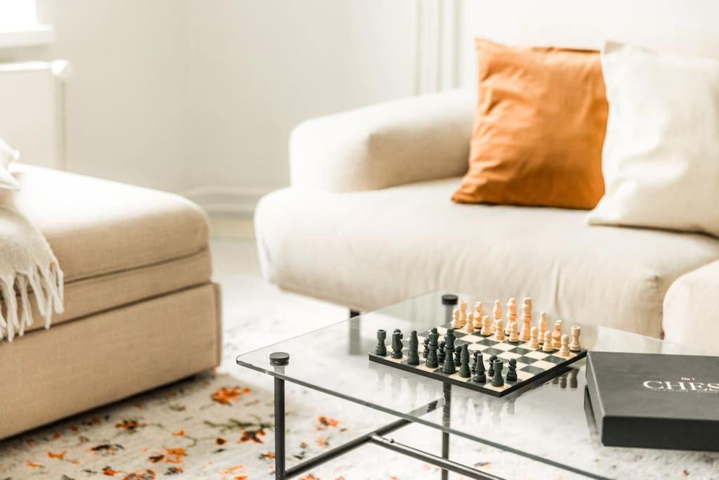Downtown Light-Filled Retreat Apartment Helsinki Ngoại thất bức ảnh