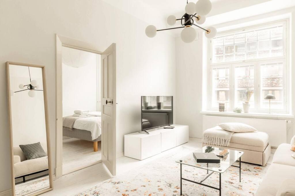 Downtown Light-Filled Retreat Apartment Helsinki Ngoại thất bức ảnh